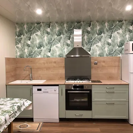 De Chavagnac * Saint-Cyr-Les-Champagnes