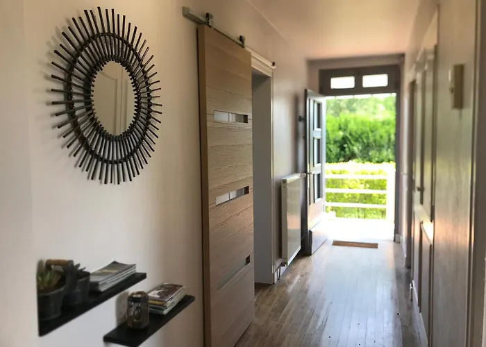 De Chavagnac Сasa de vacaciones Saint-Cyr-Les-Champagnes